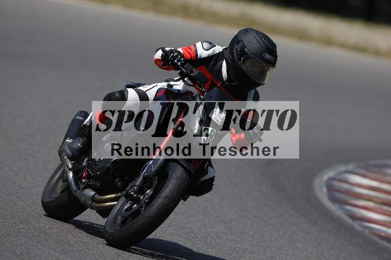 Archiv-2023/28 05.06.2023 Moto Club Anneau du Rhin/blanc-novice/38